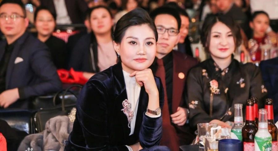 离开公立学校，创办教育企业，她用3年突破3亿年营收