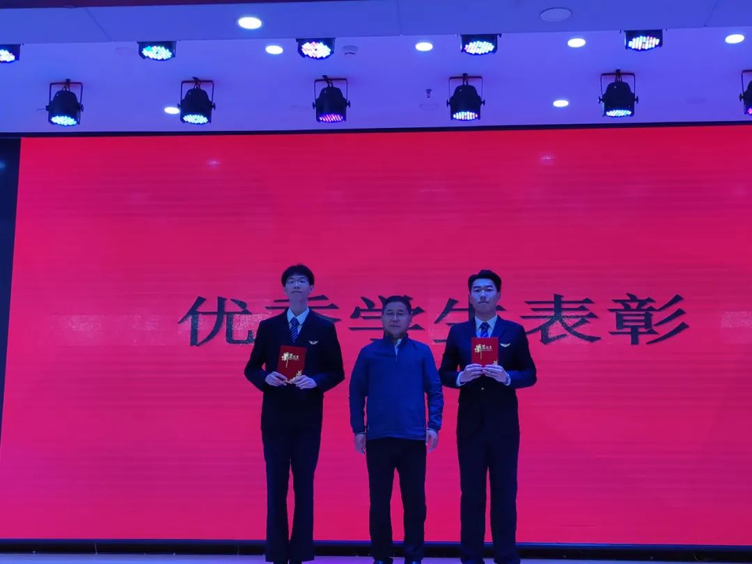 长春电子科技学院校企合作航空服务专业授服仪式圆满结束