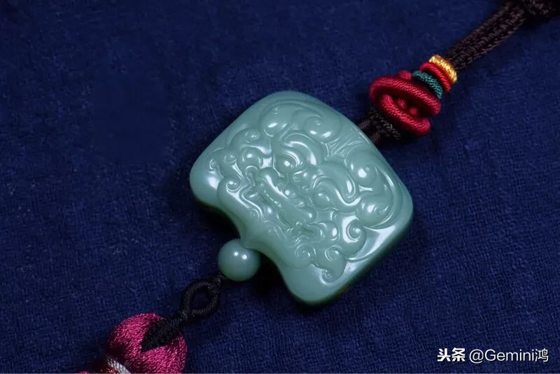 南红五行属什么属性（12生肖最佳搭配色系）