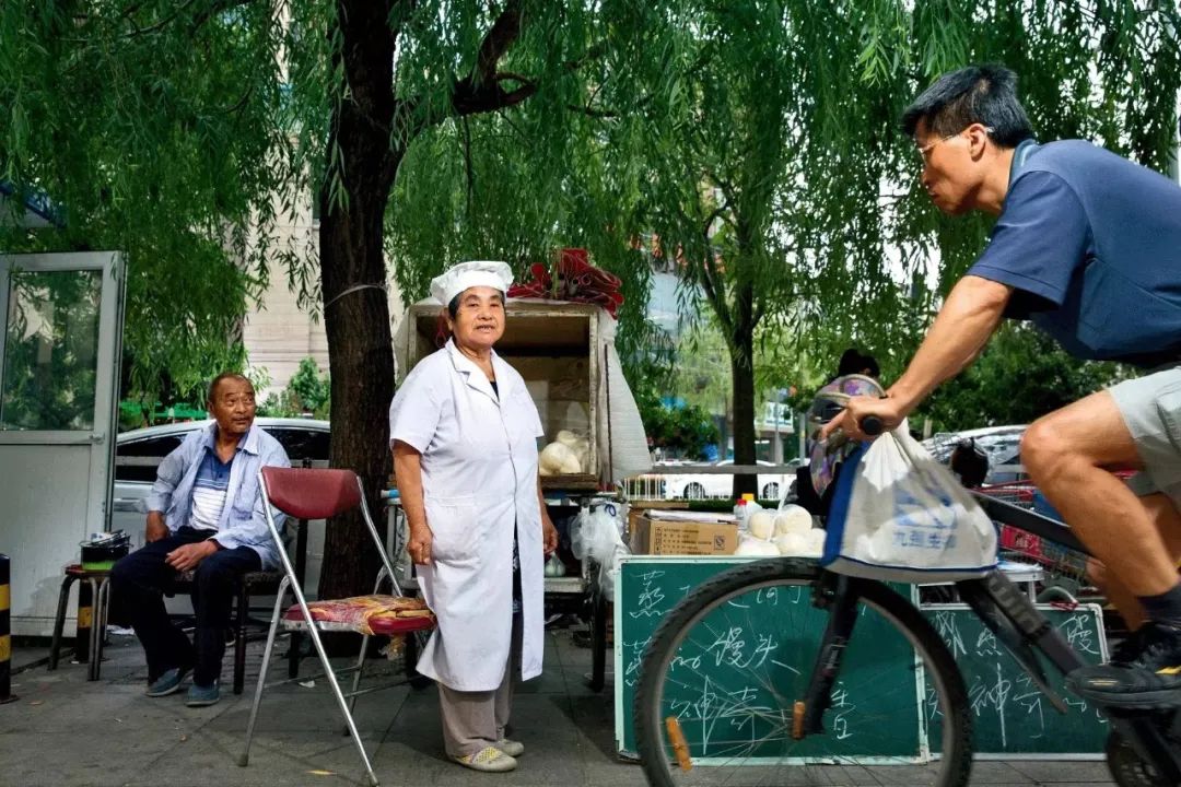 农五笔打字技巧：馒头小贩李文荣的人生底色