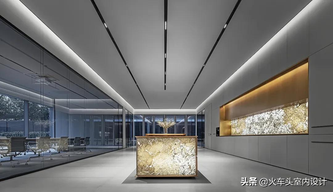 顶级极简主义办公空间设计，纯净的极致之美