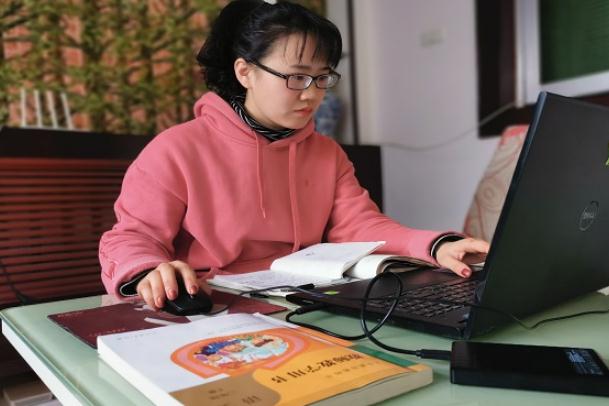 铁饭碗或迎来“离职潮”，多名公立教师离职，原因或需引起重视