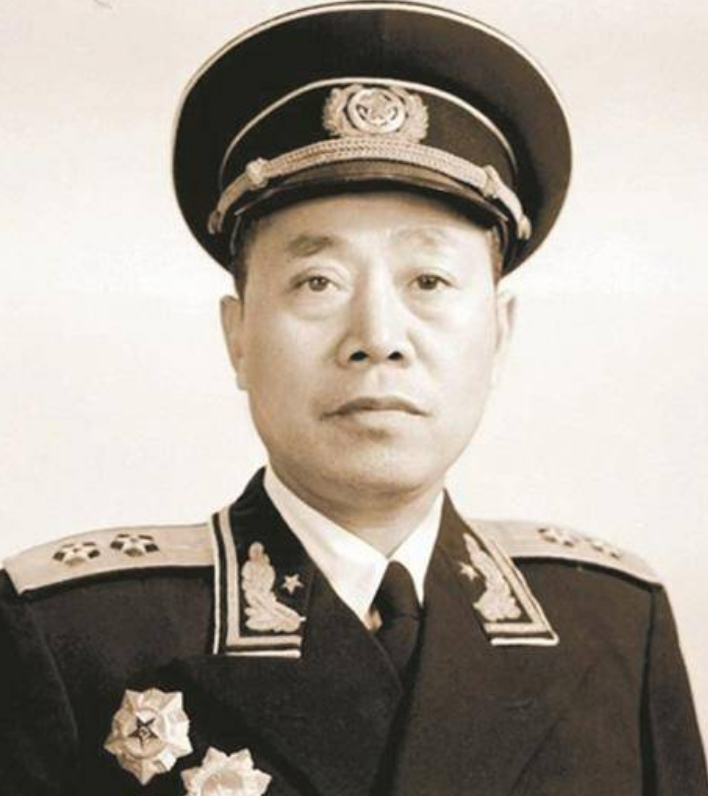 1956年，美侦察机入侵舟山全军覆没，率航母战斗群开进结局如何？