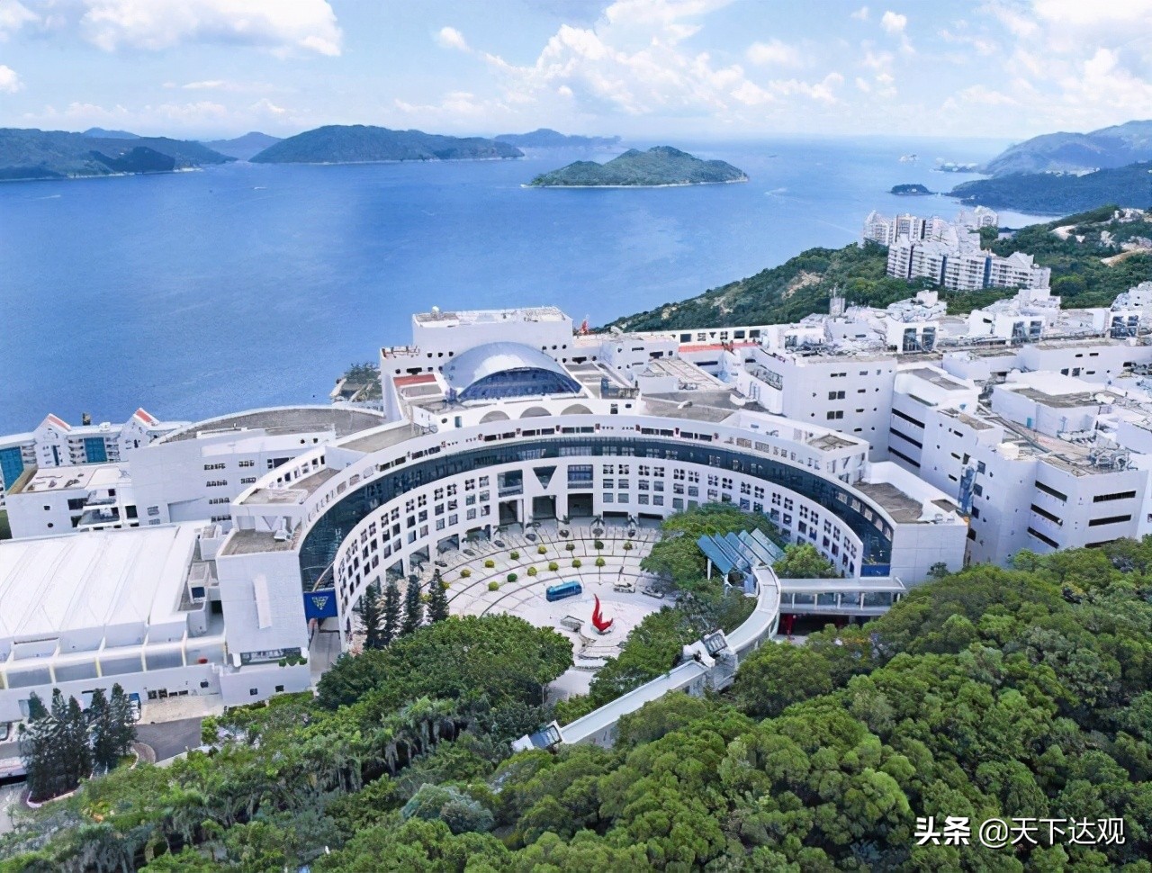 南洋理工大学｜新加坡的一所世界著名研究型大学，工科和商科并重