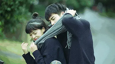进娱乐圈的10位网红,有人演8部女主不火,有人身份横跨演员歌手