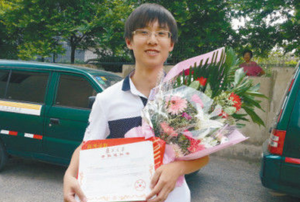 考生们要留心，录取通知书上如果没有这些内容，可能是野鸡大学