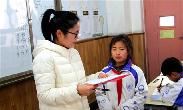 “苦涩难懂”的文言文，学生们费时间还“不提分”，有必要背吗