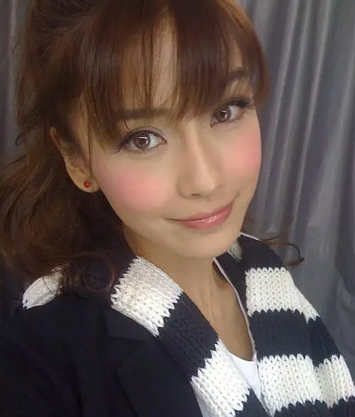 费尽心思挤进贵妇圈？钮钴禄·杨颖人脉不断升级，野心到底是啥？