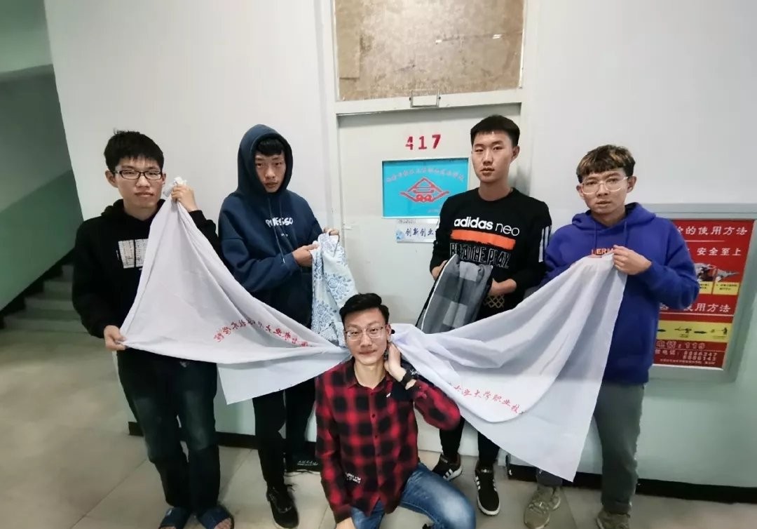 再也不讨厌查寝了，高校花式查寝的沙雕合集…