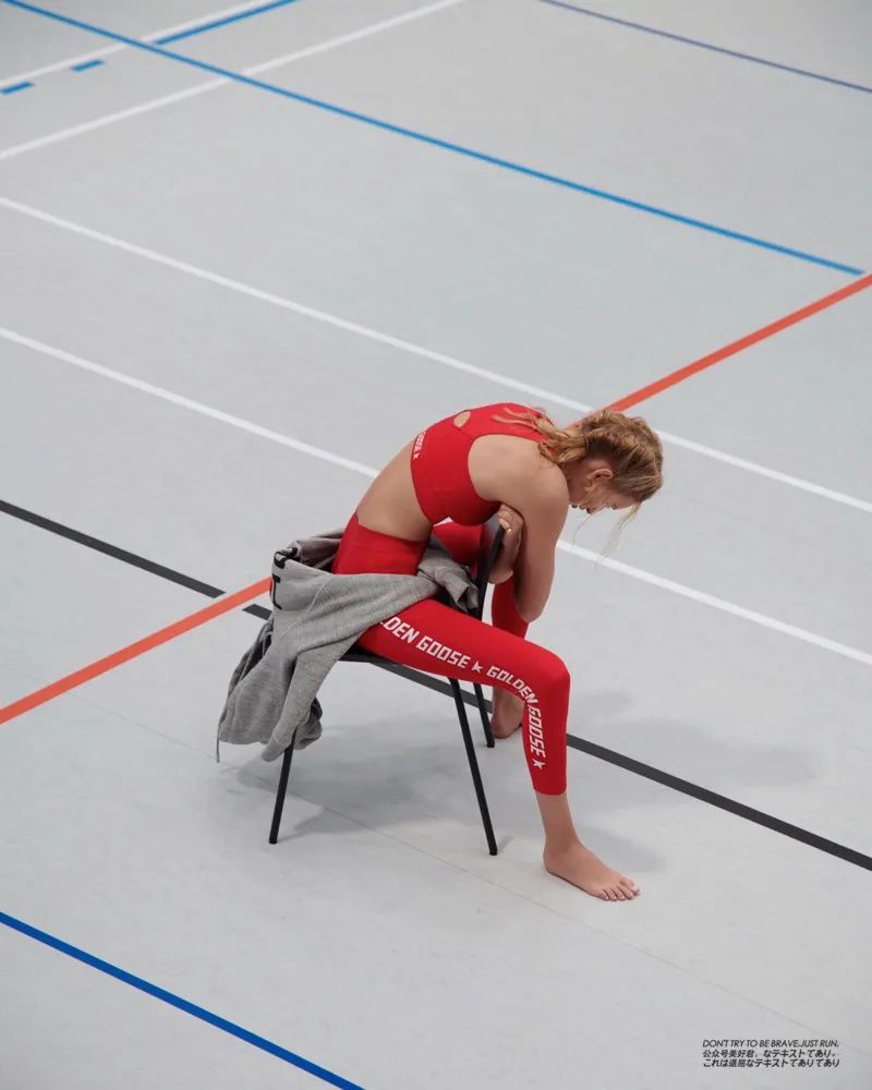 Michaela Kocianova：斯洛伐克瘦高模特，身材優異台步紮實