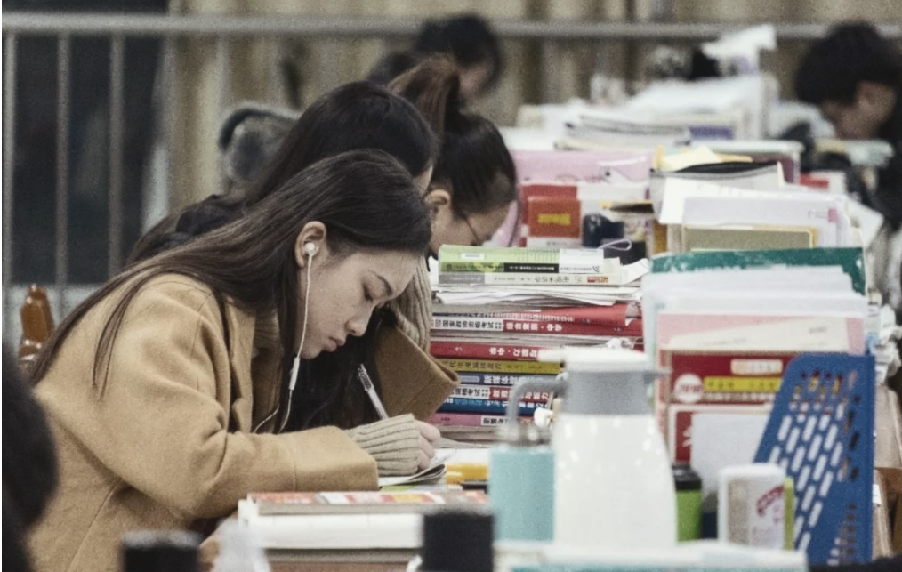 虚度年华的大学时光：在迷茫中蹉跎青春