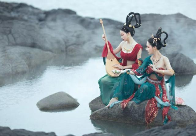 经典｜一首《长恨歌》，840个字，留下了多少传世佳句