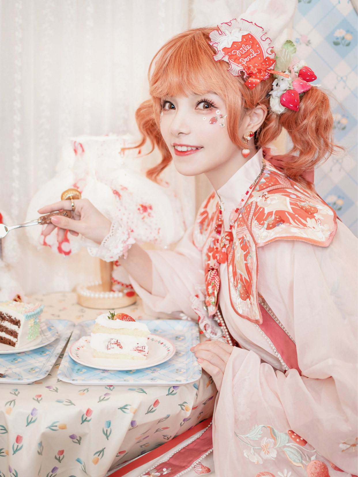 谢安然用"橙发"来配汉服,本以为是在搞笑,看完却惊艳了