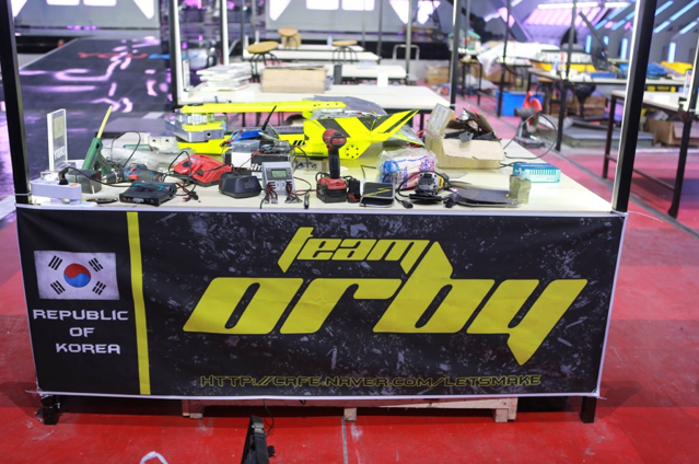 韩国整容技术太牛X，都整到机器人身上了