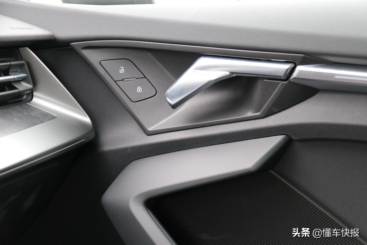运动兼具实用，试驾奥迪A3 Sportback