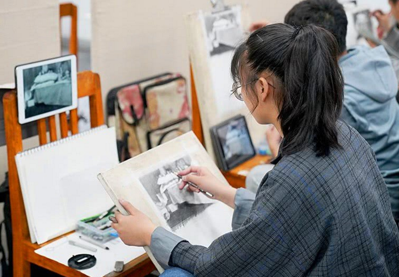 2021高考录取2天后被“退档”，8名考生做错了什么？校方来回应了