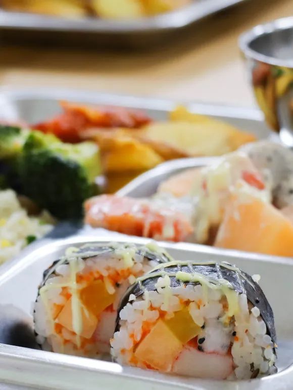 投资10亿，坐标布吉，这是一所被低估的宝藏学校