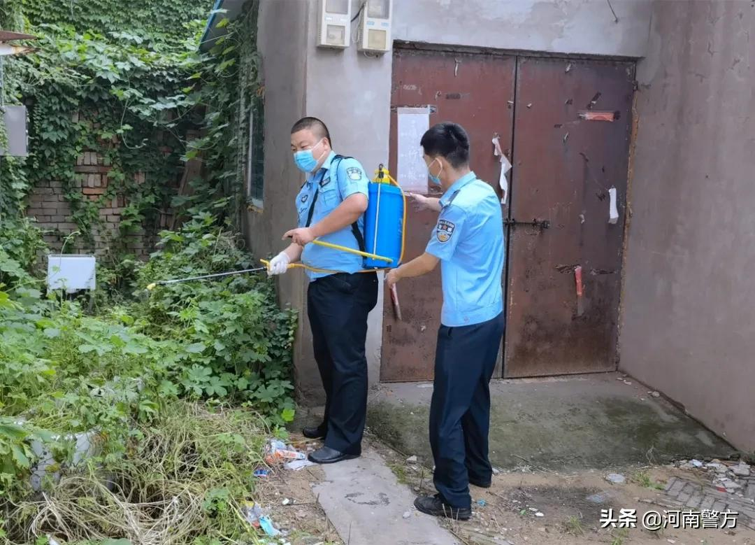 暴雨中的河南公安力量丨用忠诚筑起湛蓝堤坝——致敬奋战在抗洪救灾一线的勇士们