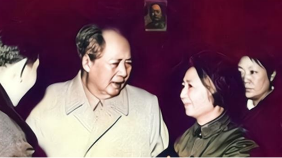 陈毅病逝，周恩来刘伯承痛哭流涕，毛主席最后一刻出现在追悼会上