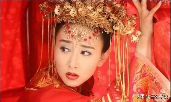 10大“秘史美人”今昔对比，有人改名退圈，有人成导演“小女友”
