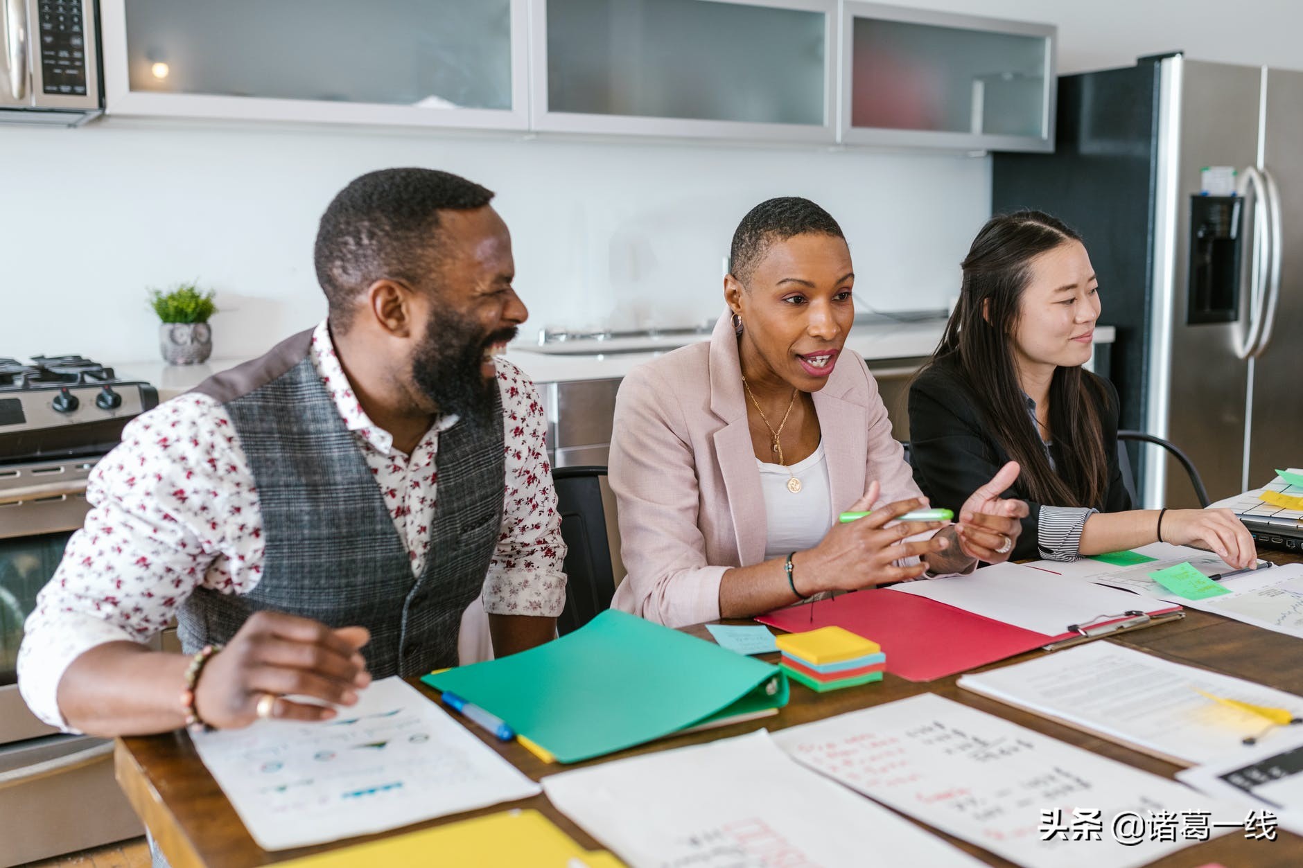 信息流广告是什么意思？