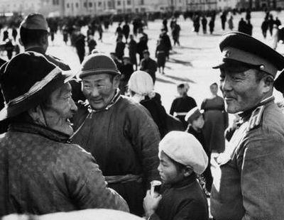 夹在中俄之间的蒙古，美国向其抛橄榄枝意图明显，蒙古会如何抉择