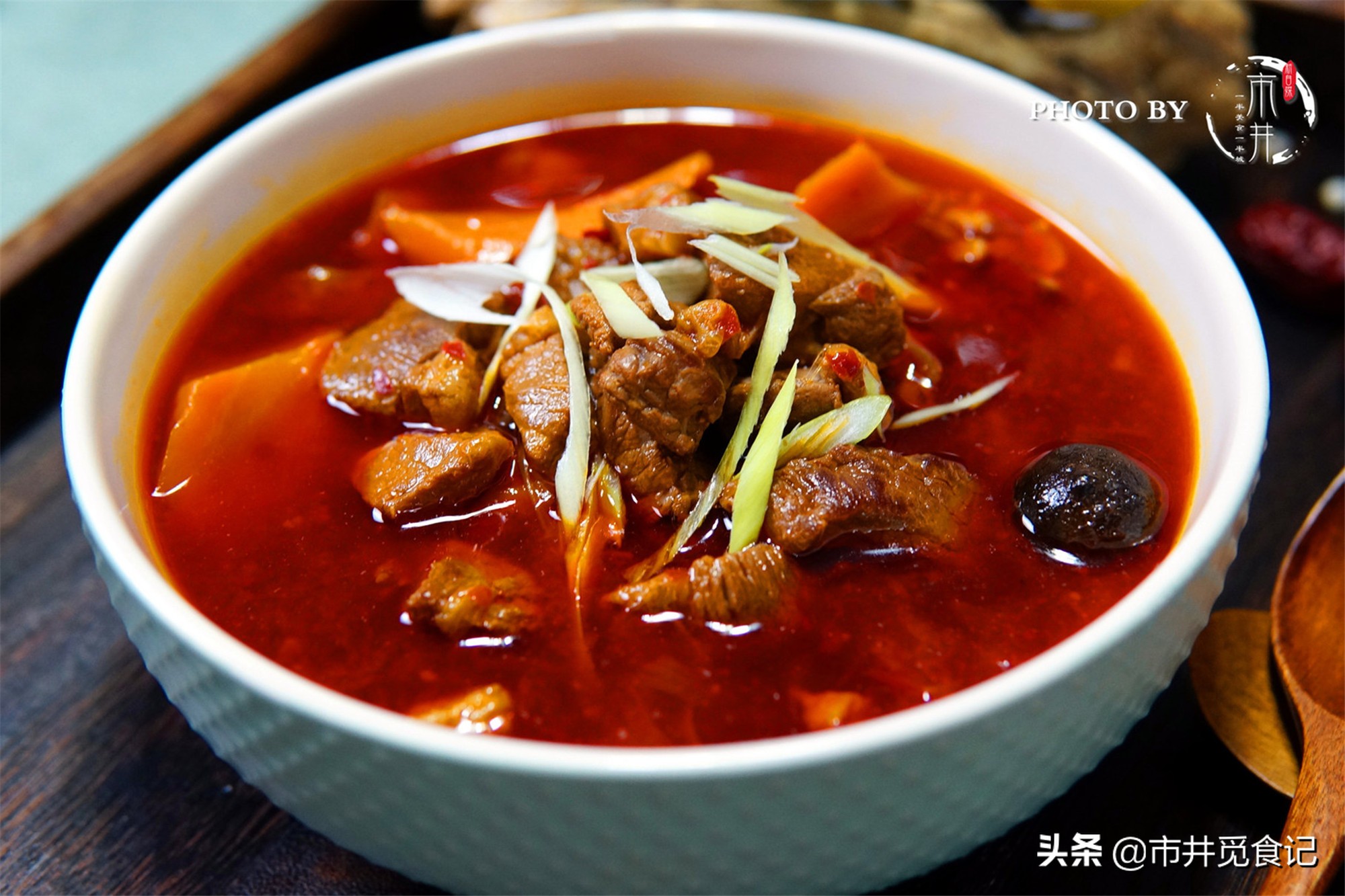 推荐8种羊肉做法，适合家庭烹饪，简单易做，入冬后羊肉要多吃
