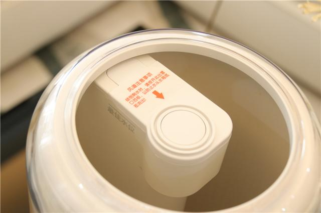 小熊加湿器使用说明（小熊加湿器体验测评）
