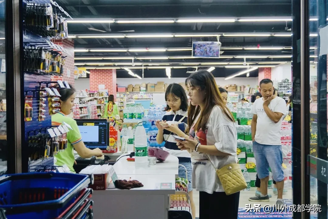 等到重返四川外国语大学成都学院的那天，我想……