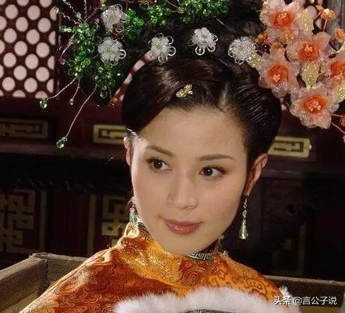 10大“秘史美人”今昔对比，有人改名退圈，有人成导演“小女友”