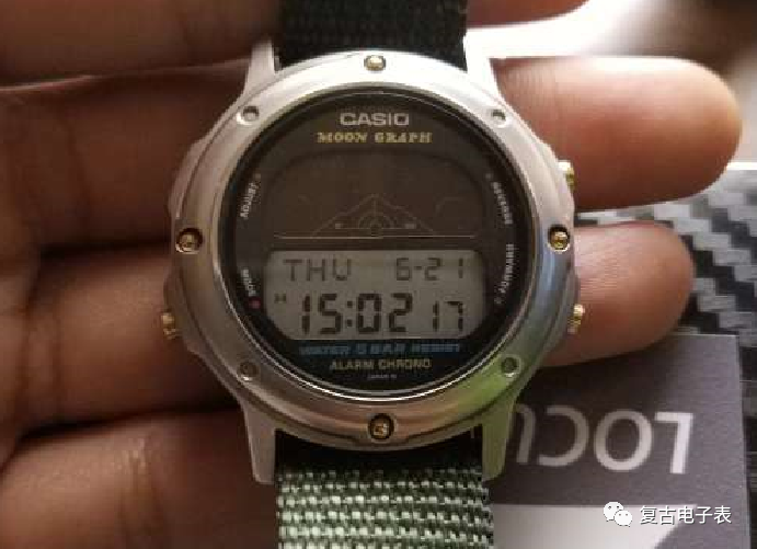 纵观日月星辰的全金属卡西欧——CASIO MOON GRAPH gmw61