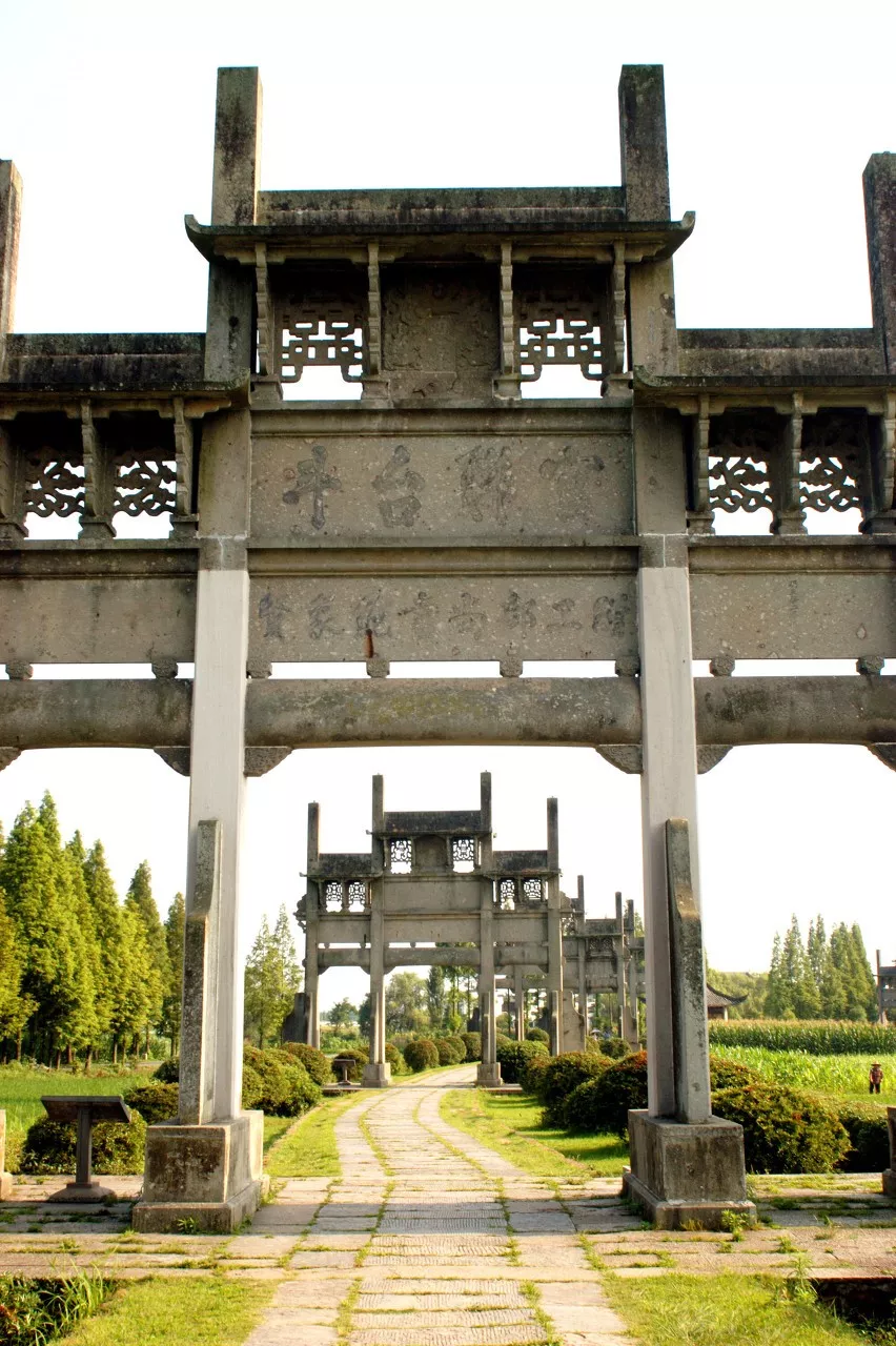 小桥流水，石板巷陌，秋来最美是古镇