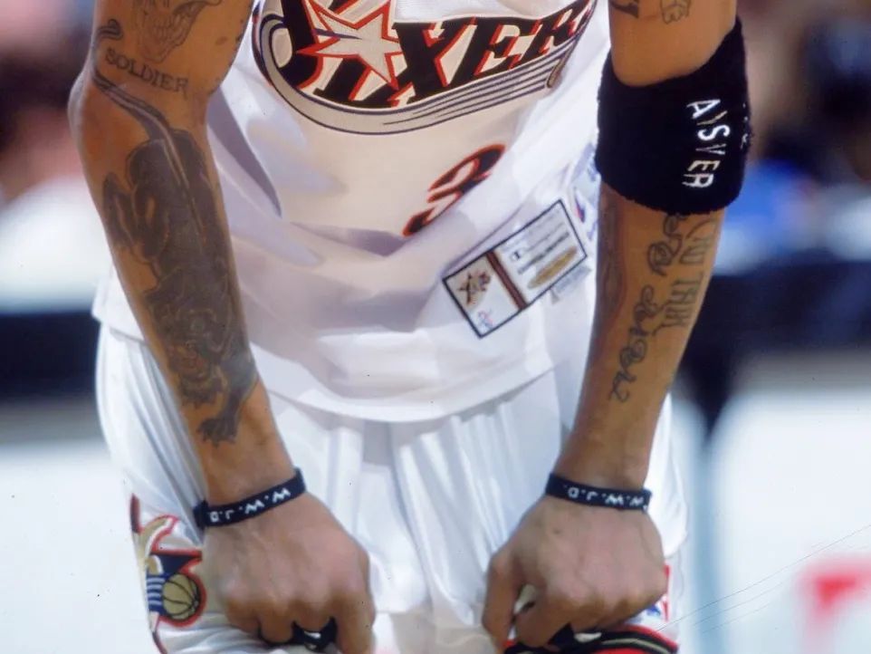 nba哪些白人球员有纹身(篮球人物志 -- 阿伦-艾弗森:用纹身书写篮球