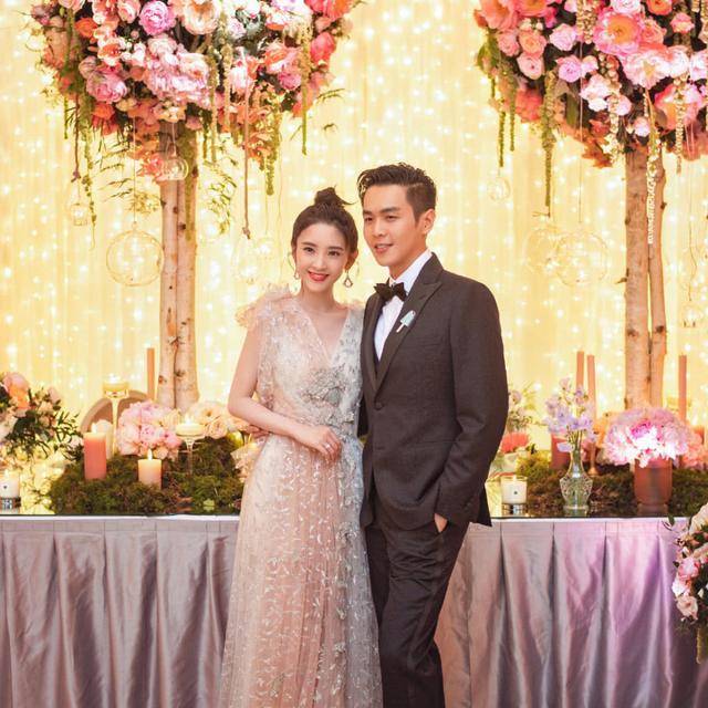 张若昀自曝陪老婆吃月子餐胖了10公斤，他的童年阴影终被爱治愈