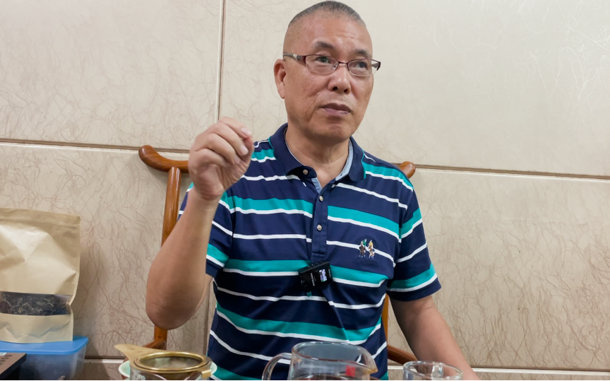 62岁温州商人做大岳父家产业，进薇娅、李佳琦直播间，年销一亿