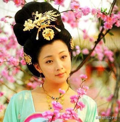 10大“秘史美人”今昔对比，有人改名退圈，有人成导演“小女友”