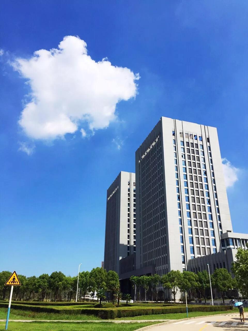 打破国外技术垄断，成果登上新华社，安徽这所