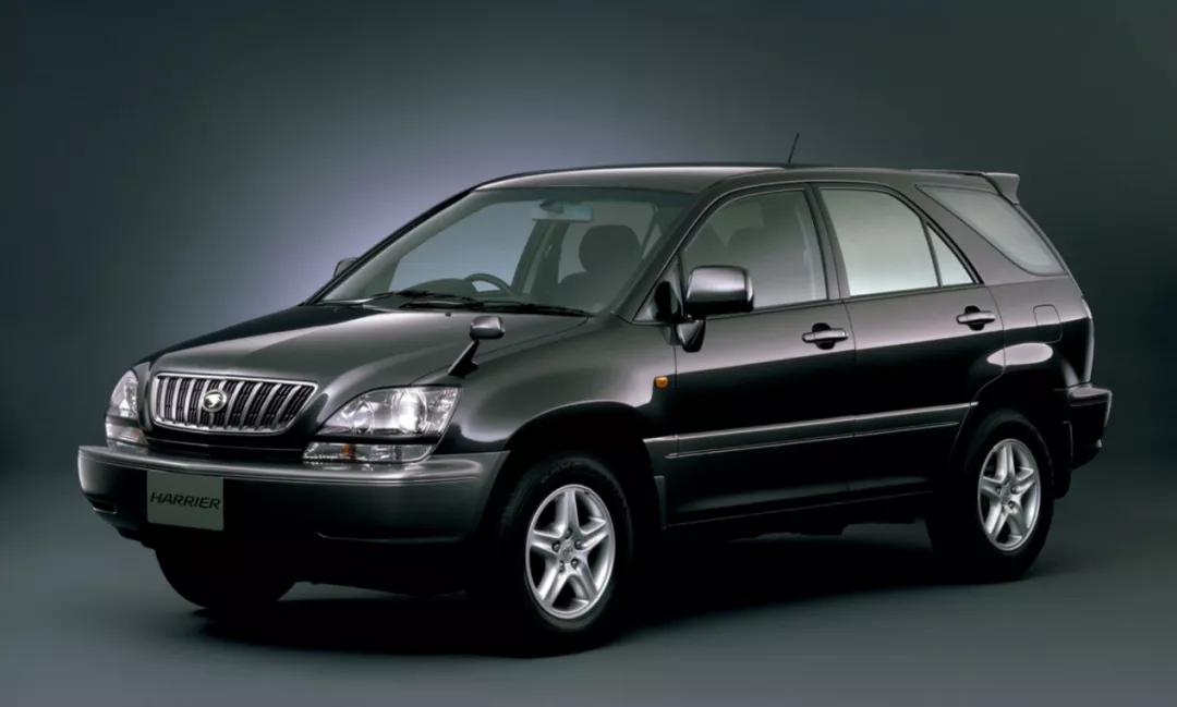 神似雷克萨斯！丰田又一热门SUV来了，价格预计有惊喜