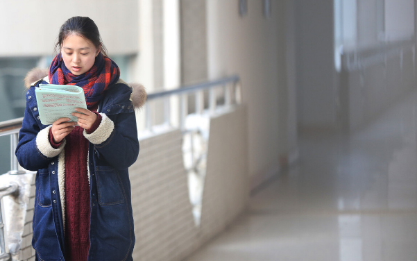 大学旷课一次后果及期末考试60分通过要求解析
