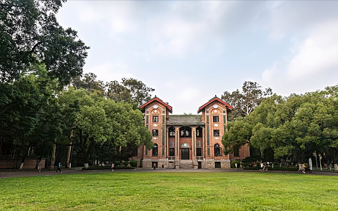 深圳大学是双一流吗（广东有13所高校获支持）