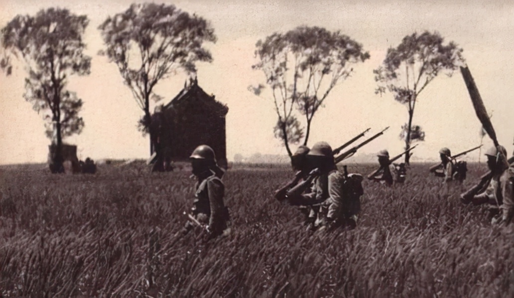 1976年，叶剑英打趣许世友还能指挥南京军区吗？许世友回答玩味