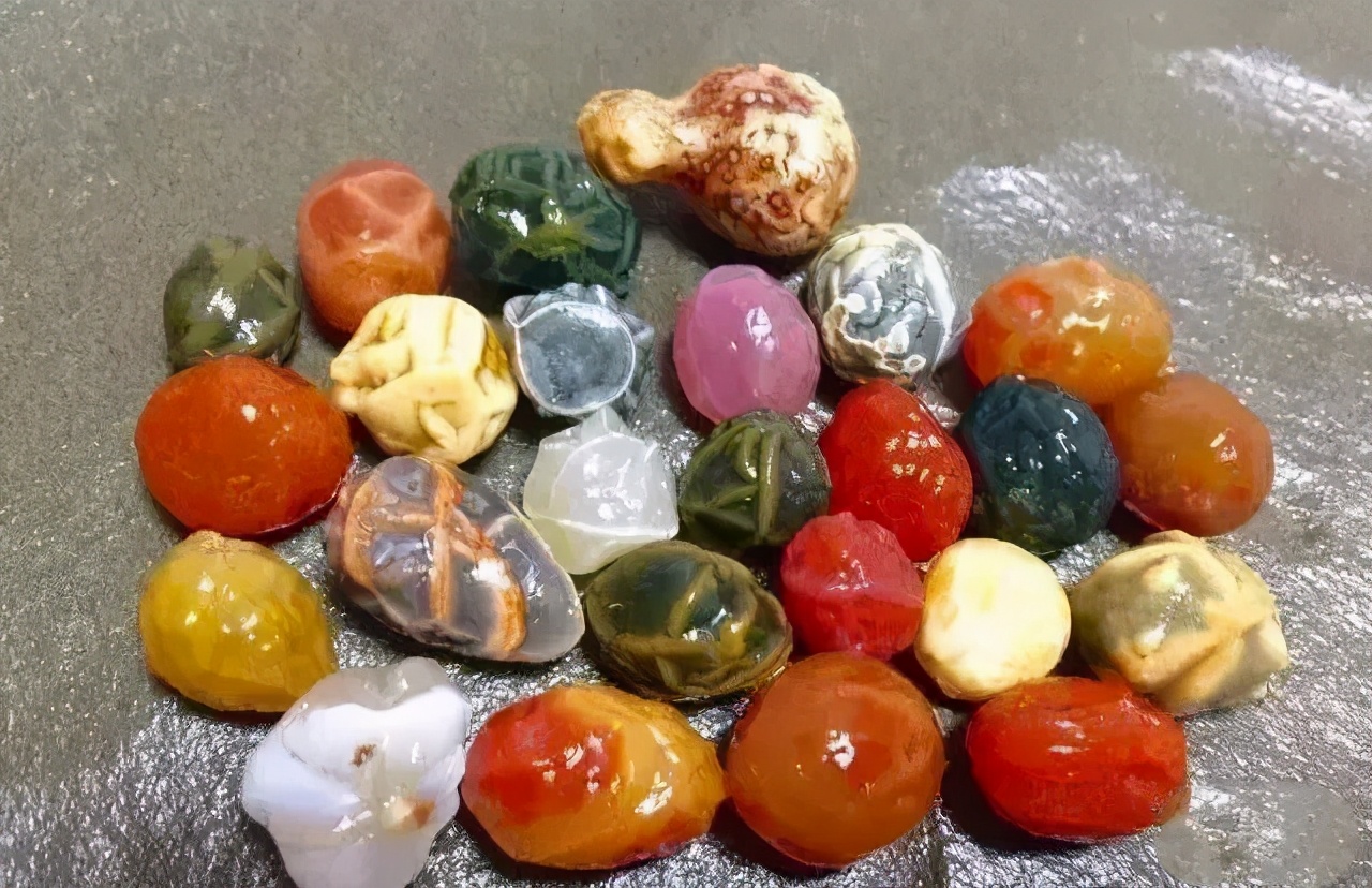 奇妙美丽的玛瑙原石图片(一赏玉雕界的新贵)