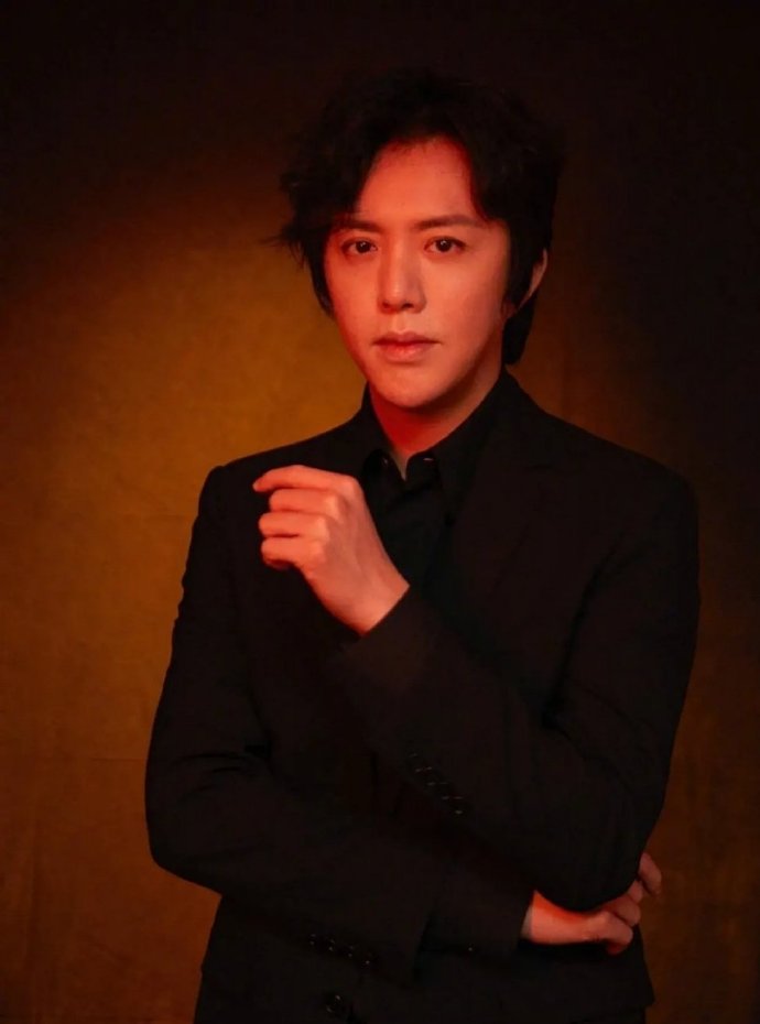 李云迪被拘侠客岛发表评论引关注李云迪王力宏事件始末怎么回事