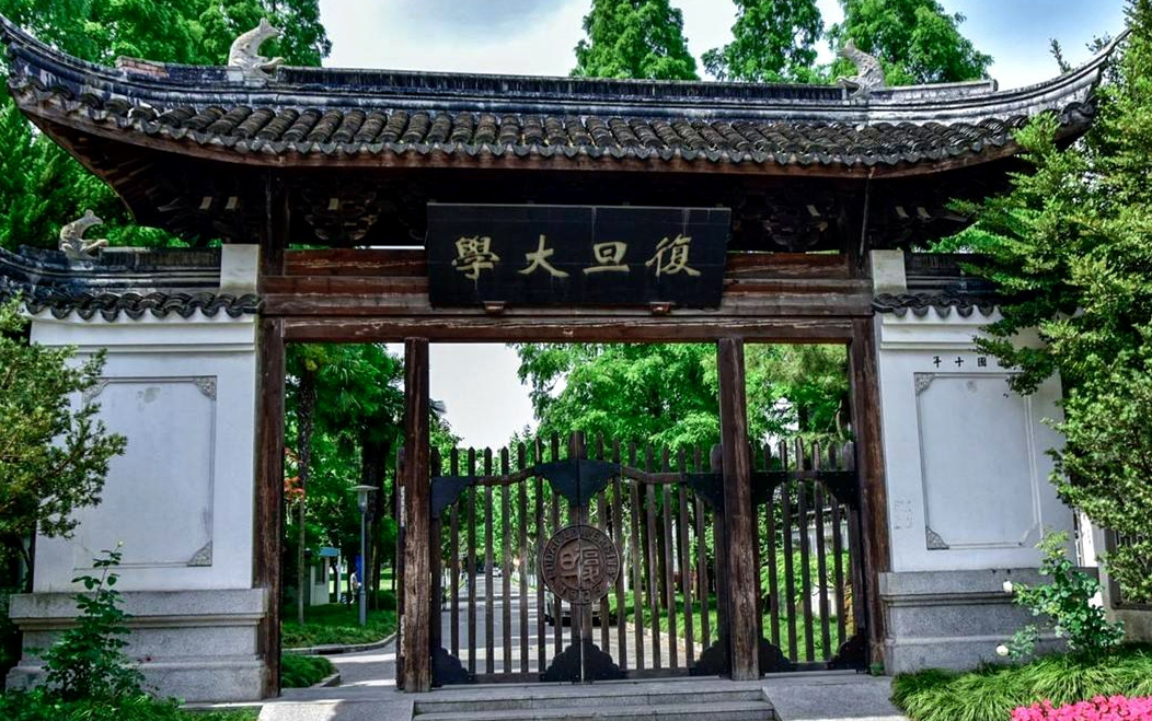 国内高校“江湖绰号”，看看有没有你的学校？据说本校学生才懂