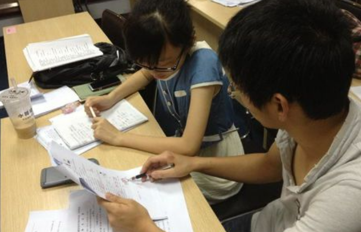 “不让补课，请大学生家教可以吗？”官方做出回应，家长放心了