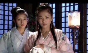 阿朱：聪明伶俐，娇羞可爱，敢爱敢恨，义无反顾