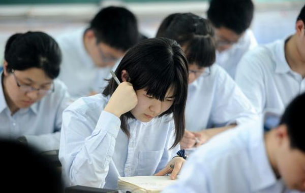 17年高考一本分数线（广西高考）