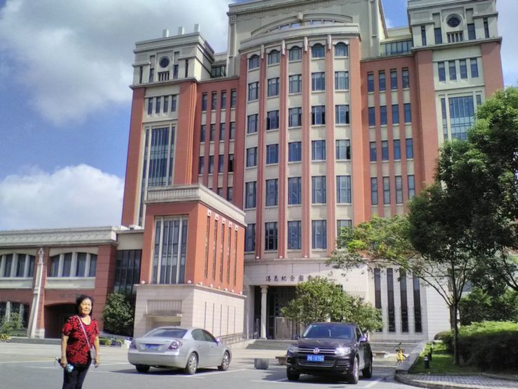 走进上海理工大学