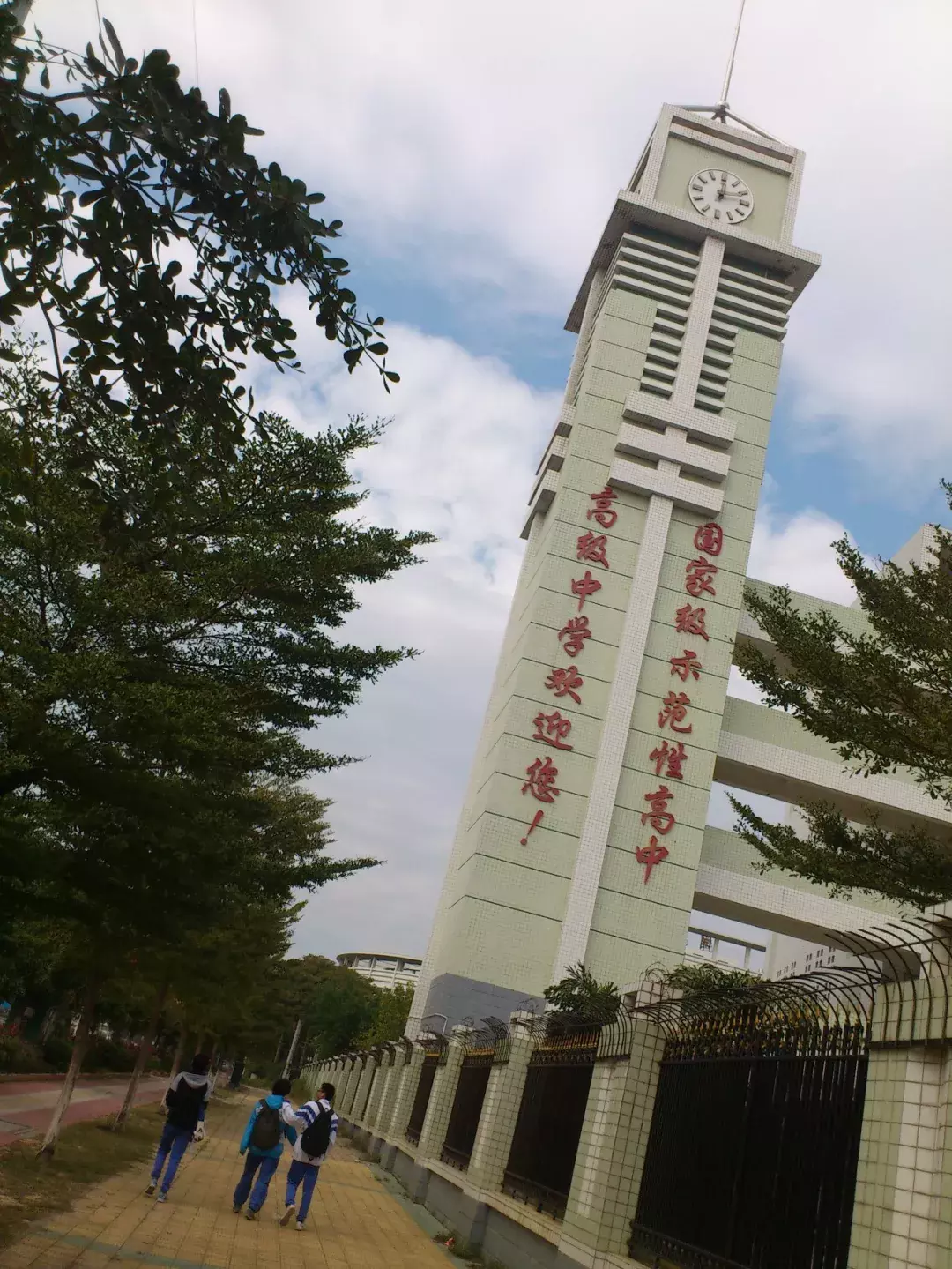 潮州高考故事集 | 我暗恋的人，考试坐在了我的前面