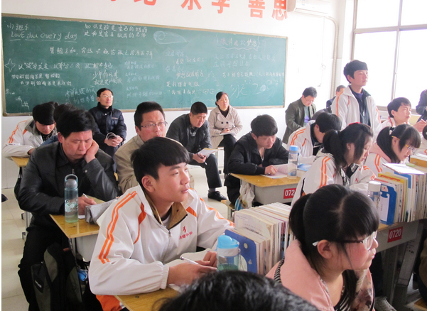 继高中不能招复读生后，私立学校也不能随便进了，学生有喜有忧